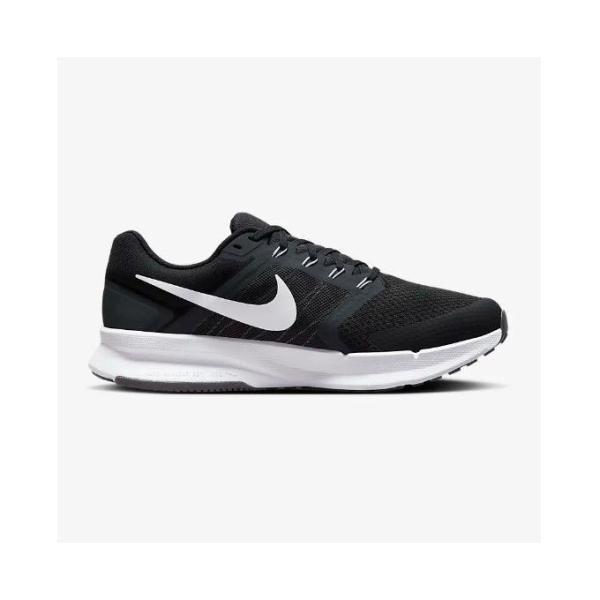 Nike Baskets Homme RUN SWIFT 3